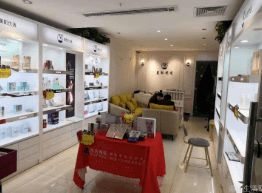 曲江生活網(wǎng) 五菱宏光mini汽車出售 春節(jié)對(duì)聯(lián)燈籠出售及其它便民信息